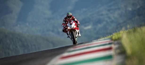 伊布复出首秀出彩，广厦男篮主场横扫新疆男篮，豪取11连胜