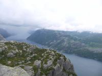 挪威队抢占冰岛主场，取得关键胜利的简单介绍